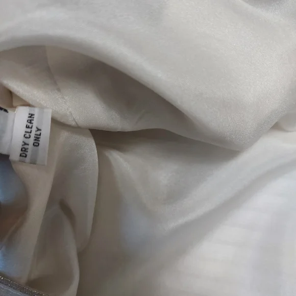 PUNCH A line Gold and Cream Over The Knee length Dress Size 4 - Picture 9 of 12